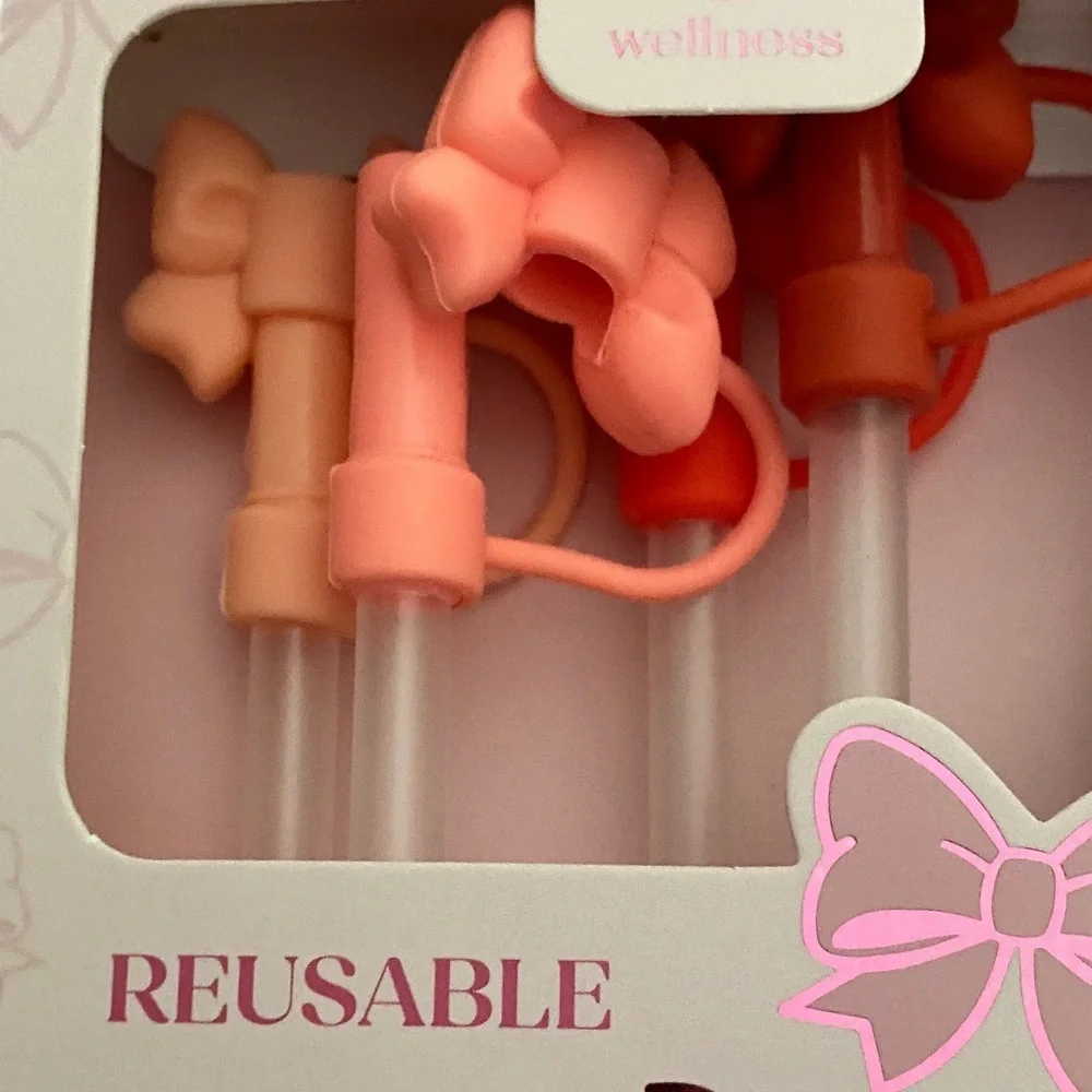 Reusable Pink Silicone Straws with Toppers - Pack